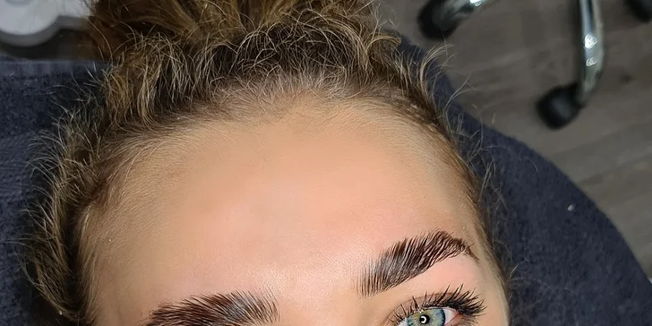 Laminácia obočia a lash lift pre vytočenie a zvýraznenie vašich rias