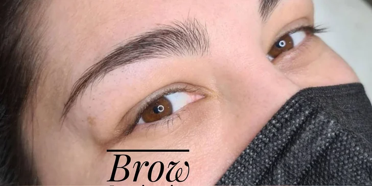 Laminácia obočia a lash lift pre vytočenie a zvýraznenie vašich rias