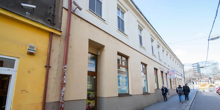 Thajská masáž celého tela: tradičná suchá alebo olejová