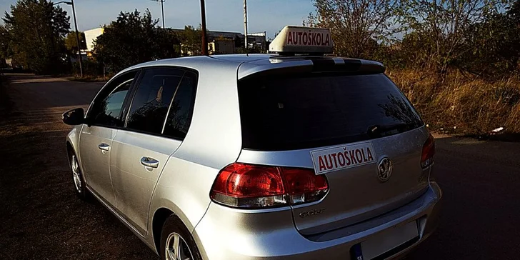 Kurz autoškoly. Spravte si vodičák za 8 - 10 týždňov