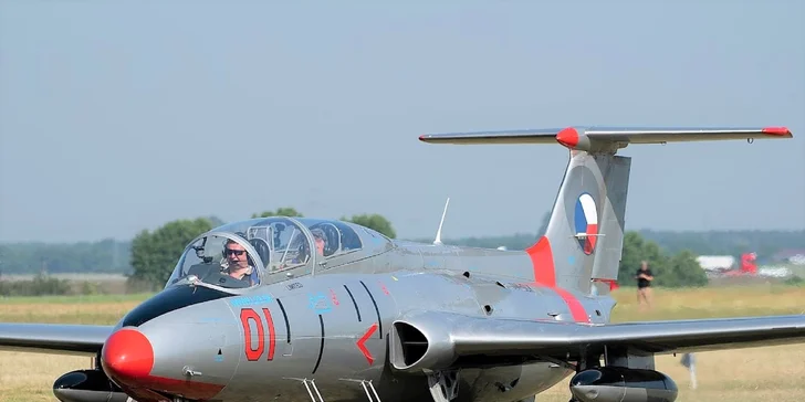 Adrenalínom nabitý let stíhačkou L-29 DELFÍN vrátane akrobacie vo vzduchu!