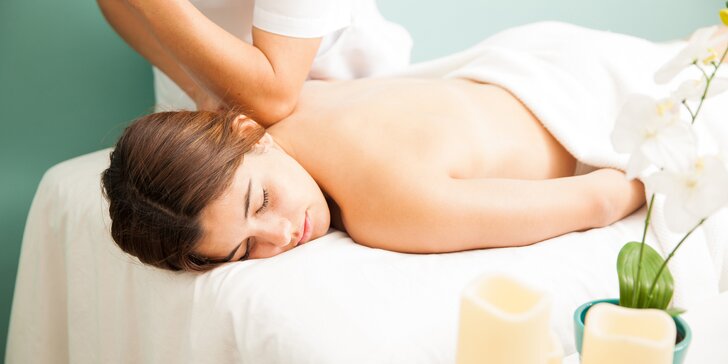Klasická masáž či aroma peeling v Relax-mon