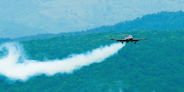 Adrenalínom nabitý let stíhačkou L-29 DELFÍN vrátane akrobacie vo vzduchu!