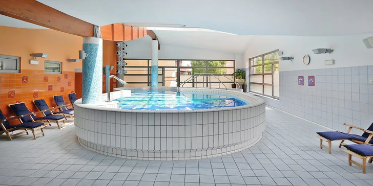 Exkluzívny pobyt priamo pri slovinskom jazere Bled: bohaté raňajky a wellness