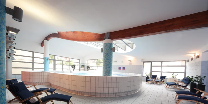 Exkluzívny pobyt priamo pri slovinskom jazere Bled: bohaté raňajky a wellness