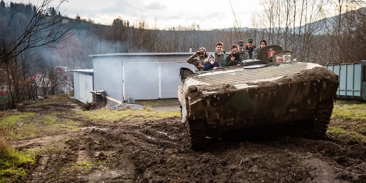 Vzrušujúci adrenalínový zážitok – jazda na bojovom vozidle BVP-2