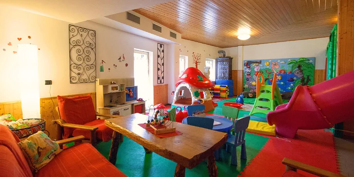 Zimná dovolenka v Passo del Tonale: 3* hotel s polpenziou, 300 metrov od ski areálu