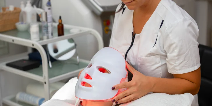 Hydratačné ošetrenie, masáž tváre, inframaska, BB Glow či mikrodermabrázia pre vašu pleť