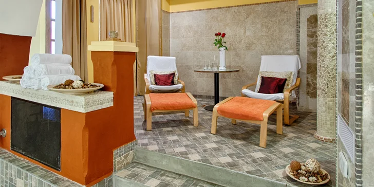 Luxusný pobyt na Malej Strane: bohaté raňajky a 60 min. vstup do privátneho wellness
