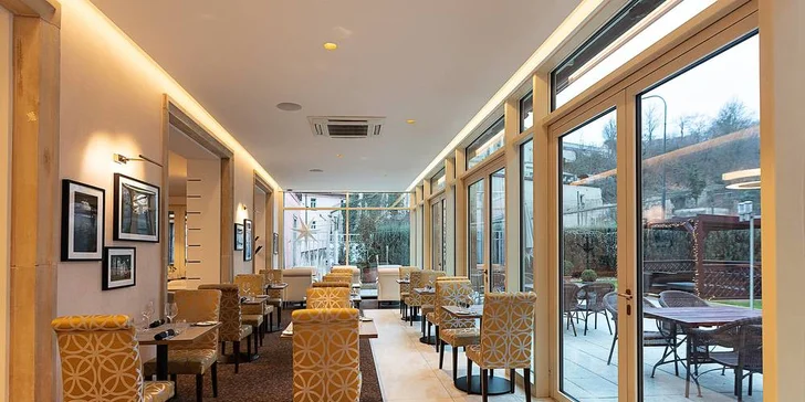 Luxusný pobyt na Malej Strane: bohaté raňajky a 60 min. vstup do privátneho wellness