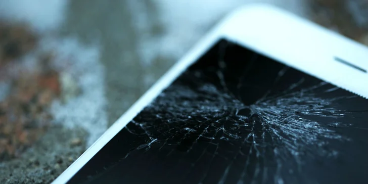 Výmena samostatného predného skla pre iPhone alebo Samsung