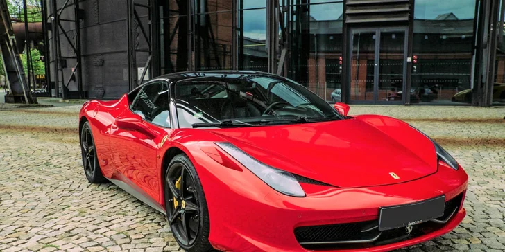 Adrenalínová jazda na Ferrari či Lamborghini!