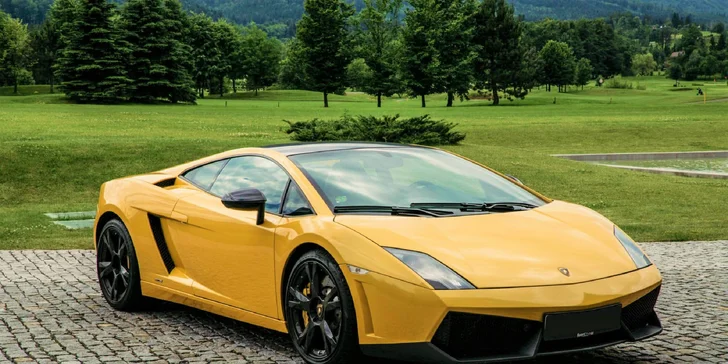 Adrenalínová jazda na Ferrari či Lamborghini!