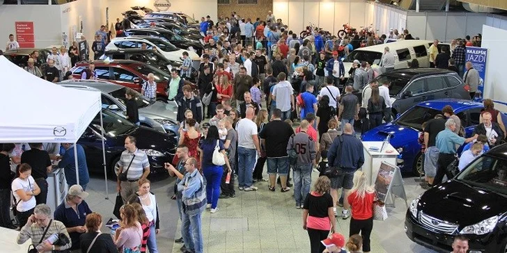 Vstup na Autosalón - Autoshow Nitra 2013