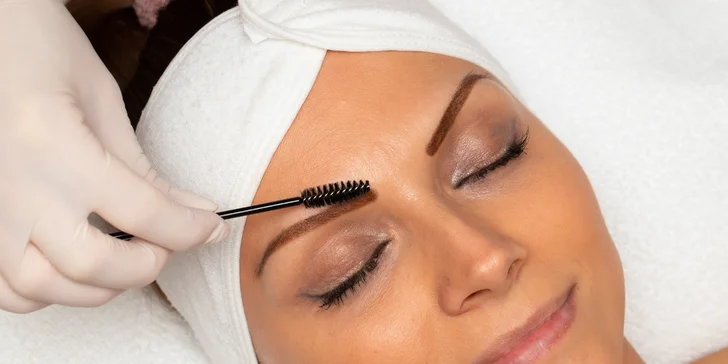 Čistenie pleti, mezoterapia či laminácia obočia v Care and Beauty