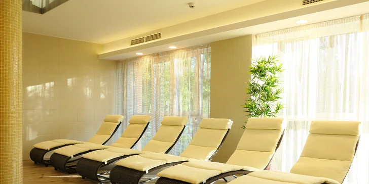 Baby friendly hotel pri krásnom Balatone: wellness a izby Deluxe s terasou