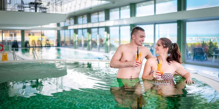 Relax pre celú rodinu vo Wellness Hoteli Yacht**** na brehu Balatona