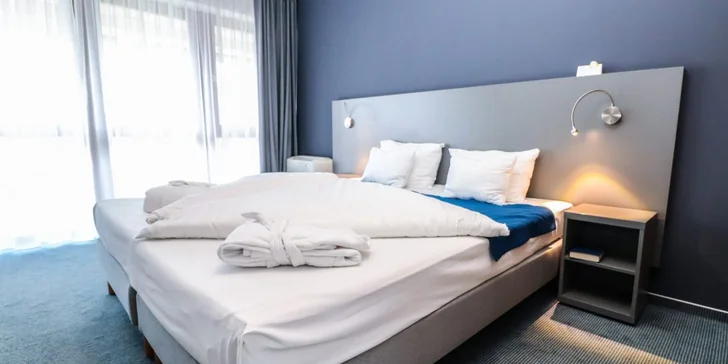 Relax pre celú rodinu vo Wellness Hoteli Yacht**** na brehu Balatona
