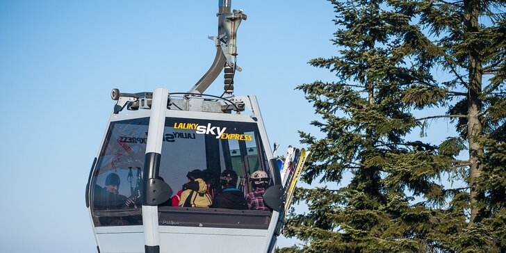 Celosezónny skipas aj so servisom lyží a bobovaním alebo jazda ratrakom v Snowparadise Veľká Rača
