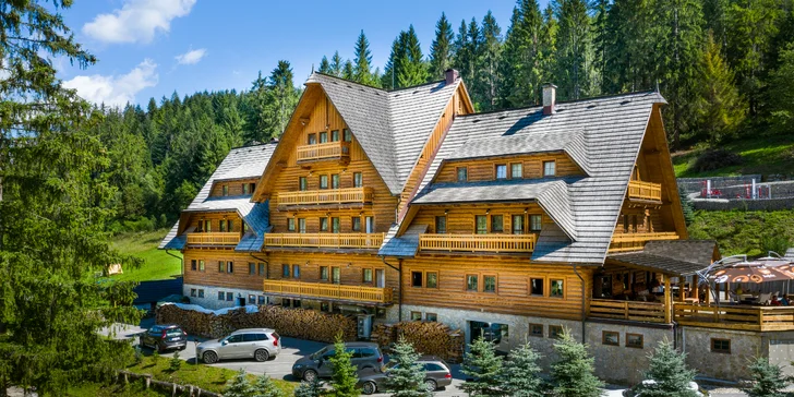 Rodinný pobyt s neobmedzeným wellness, špičkovou kuchyňou a ďalšími aktivitami v horskom prostredí