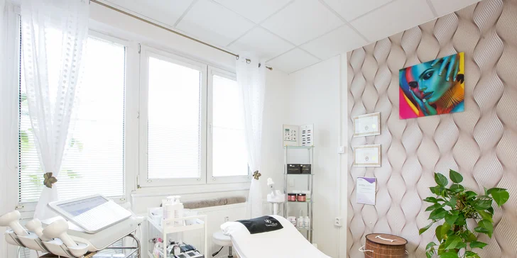 Chemický peeling alebo diamantová mikrodermabrázia