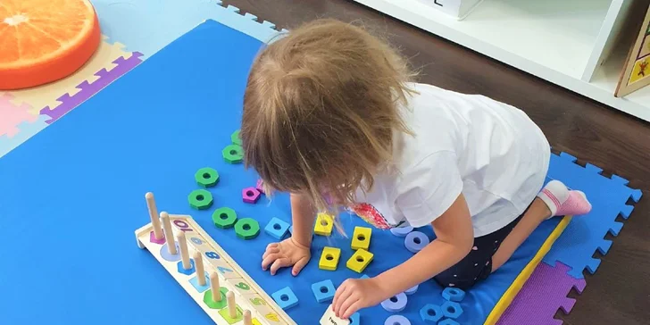 Individuálne a skupinové lekcie pre rozvoj detí od 6 mesiacov do 5 rokov