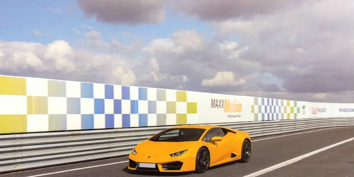 LAMBORGHINI, PORSCHE alebo FORD MUSTANG na veľkom pretekárskom okruhu v Brne alebo Moste: 1 až 5 kôl ako vodič či spolujazdec