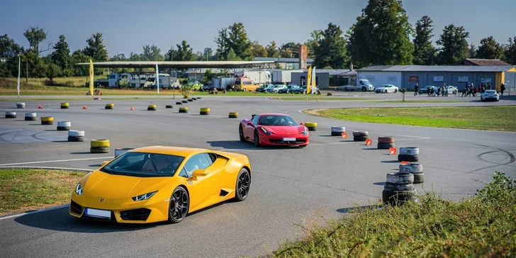 Skroťte až 640 koní LAMBORGHINI HURACÁN alebo si užite jazdu s FERRARI 458 ITALIA