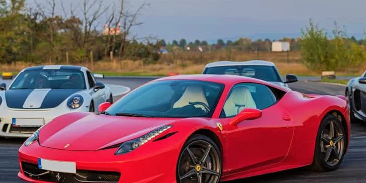 Skroťte až 640 koní LAMBORGHINI HURACÁN alebo si užite jazdu s FERRARI 458 ITALIA