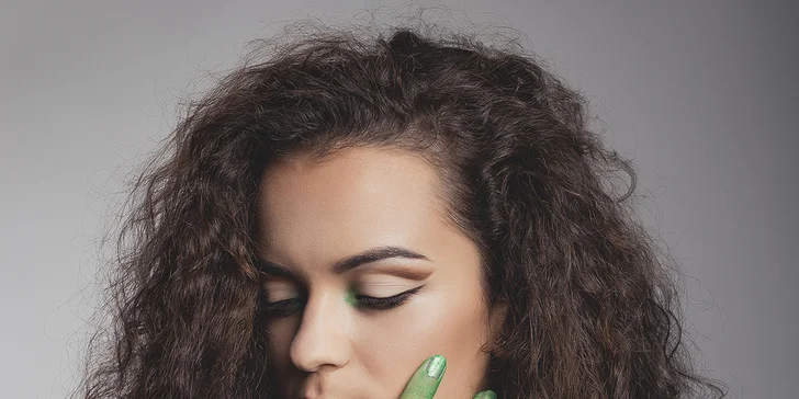 Profesionálne make-up kurzy sebalíčenia či kurzy s certifikátom