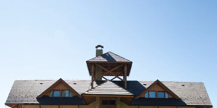 Jedinečný pobyt v Hniezdnom: apartmány vo vidieckom štýle, možnosť prehliadky Nestville Distillery a degustácie