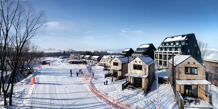 Luxusná dovolenkav novom apartmánovom rezorte nabitom atrakciami: Vlastné SKI centrum, wellness, KIDS zóna a unikátne 3D bludisko