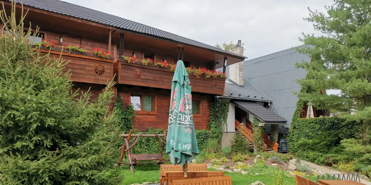Objavte krásy Beskýd: pobyt s polpenziou a privátnym wellness či pivným kúpeľom
