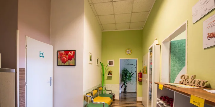 Vertikálne solárium s novými trubicami najvyššej kvality
