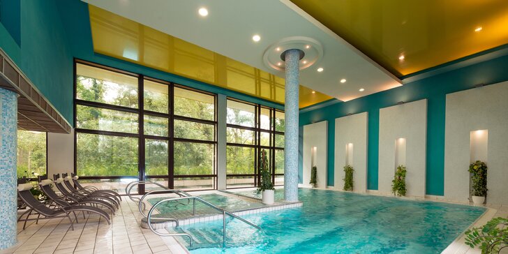 Kúpeľný pobyt s procedúrou a neobmedzeným vstupom do vodného a saunového sveta v Esplanade Ensana Health Spa Hotel****