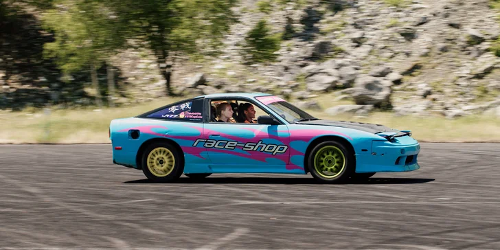 Zažite adrenalínovú LEKCIU DRIFTU s Lady Hoonigan na vozidle podľa vlastného výberu na Slovakia Ringu