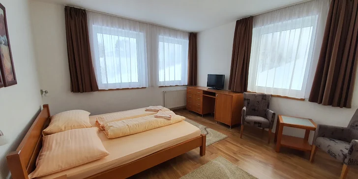 Pobyt pri zjazdovke na Orave v Penzióne Uhliská, v cene sú skipasy, bohatá polpenzia aj neobmedzené wellness