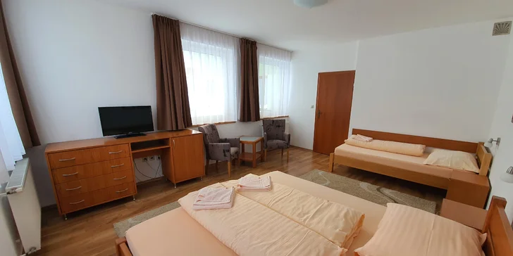 Pobyt pri zjazdovke na Orave v Penzióne Uhliská, v cene sú skipasy, bohatá polpenzia aj neobmedzené wellness