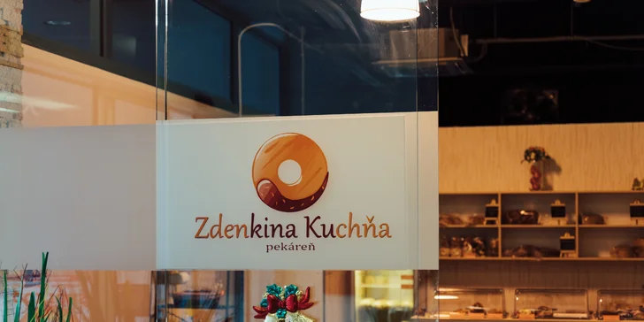 Čerstvé domáce škoricovníky, nutelovníky, záviny, šišky, pagáčiky i langoše