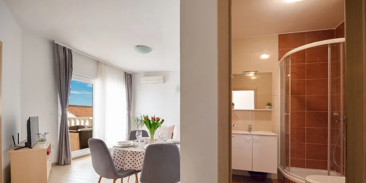 Dovolenka v Chorvátsku: Apartmány s terasou v centre Makarskej, 5 minút od pláže