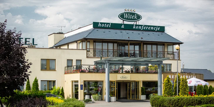 4* pobyt len 20 minút od centra Krakova so stravou, wellness, športovými ihriskami a veľkým parkom