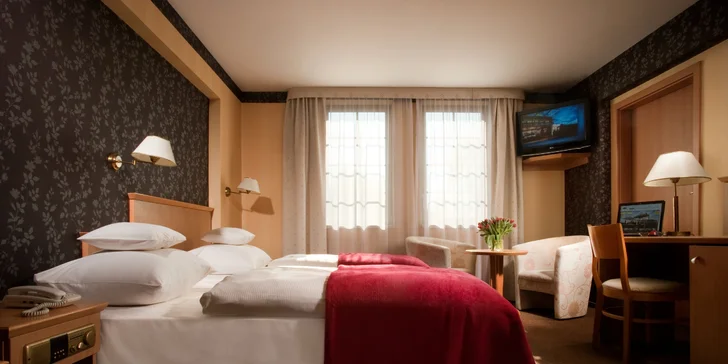 4* pobyt len 20 minút od centra Krakova so stravou, wellness, športovými ihriskami a veľkým parkom