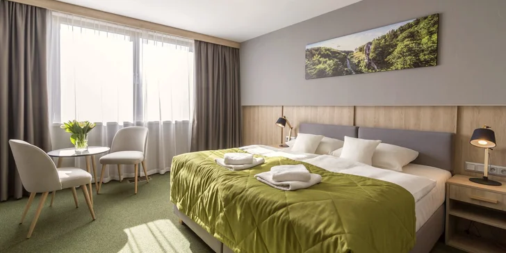 4* pobyt len 20 minút od centra Krakova so stravou, wellness, športovými ihriskami a veľkým parkom