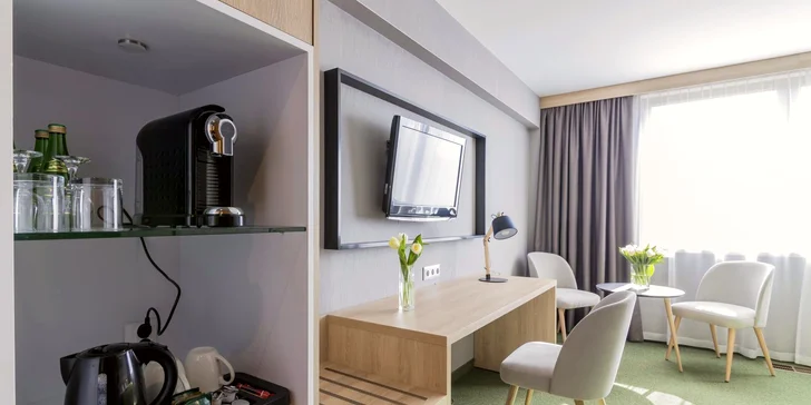 4* pobyt len 20 minút od centra Krakova so stravou, wellness, športovými ihriskami a veľkým parkom