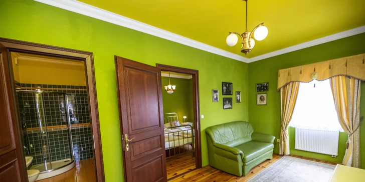 Prvorepublikový 4* hotel v Jičíne: raňajky alebo polpenzia, wellness aj masáž