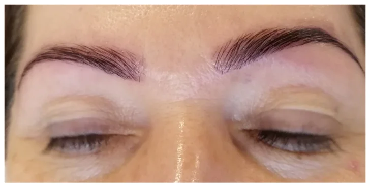 Mikrodermabrazia, laminácia obočia či Lash-Lifting pre vaše riasy