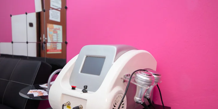 Lipolaser, kavitácia s lymfodrenážou alebo škoricový zábal