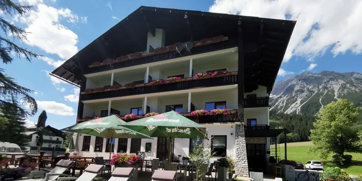 Pobyt v rakúskych Alpách: raňajky alebo polpenzia, sauny a turistická karta