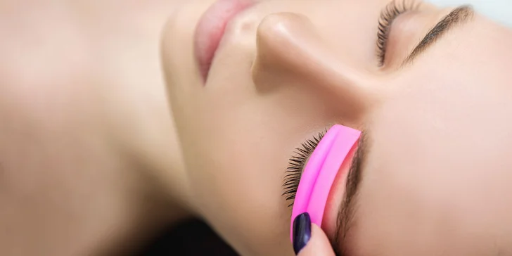 Získajte zvodný pohľad s Lash Liftom & Botoxom mihalníc a lamináciou obočia