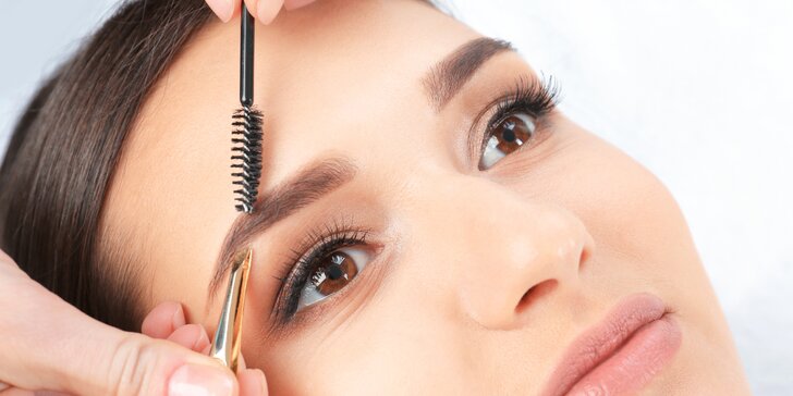 Laminácia obočia či henna brows, 1-2D mihalnice alebo lash lifting